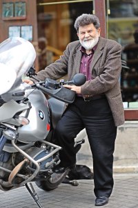 Prof. Dr. Cevat Çapan